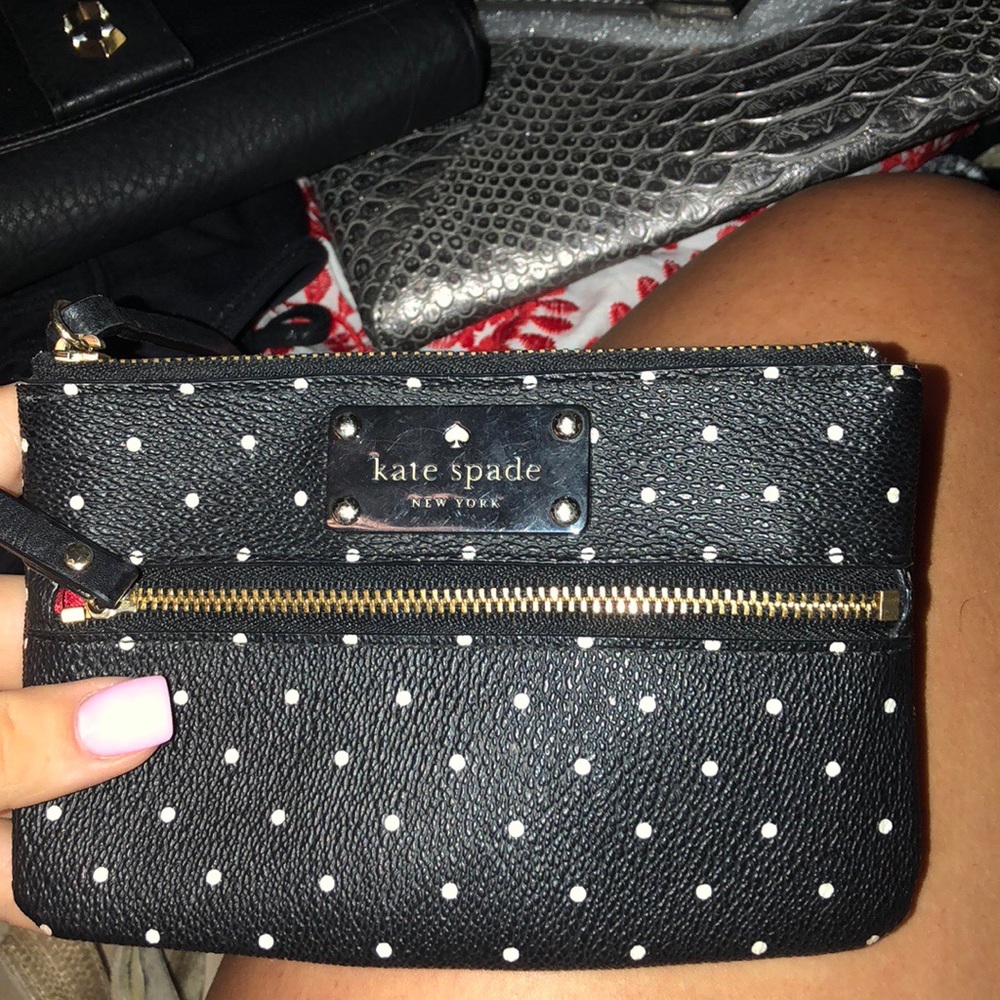 AUTHENTIC Kate Spade wallet, no signs of use